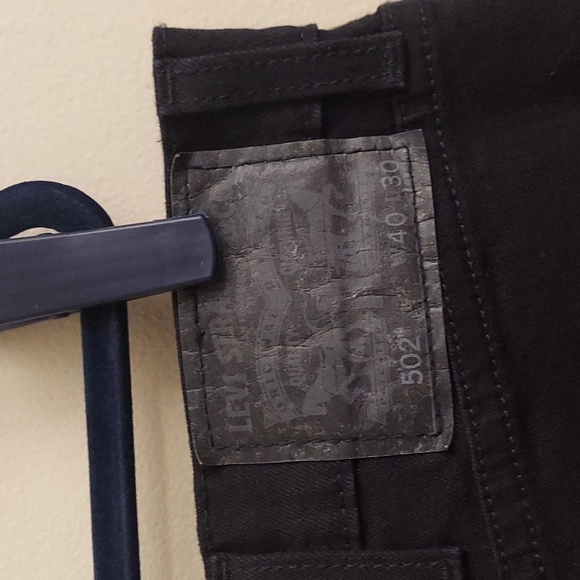 LEVI'S Men's Black Regular Tapered Fit Jeans - Picture 10 of 16